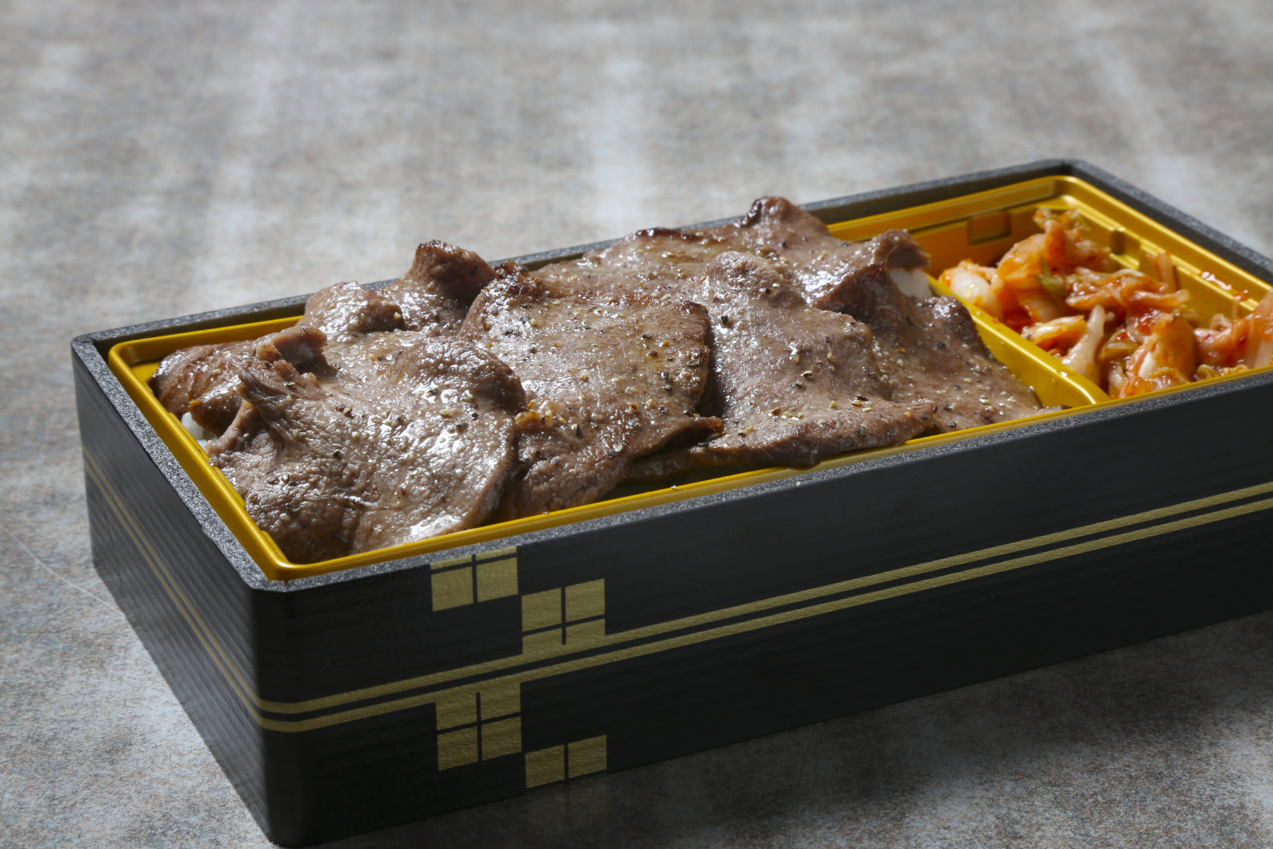 牛タン＆焼肉弁当